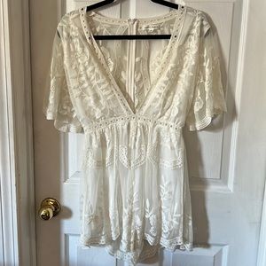 Honey Punch white lace romper